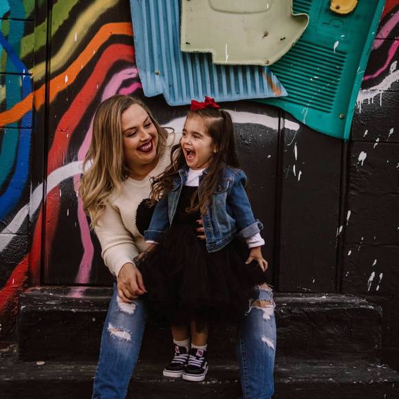 Meet your Posher, Caitlin - Picture 1 of 1